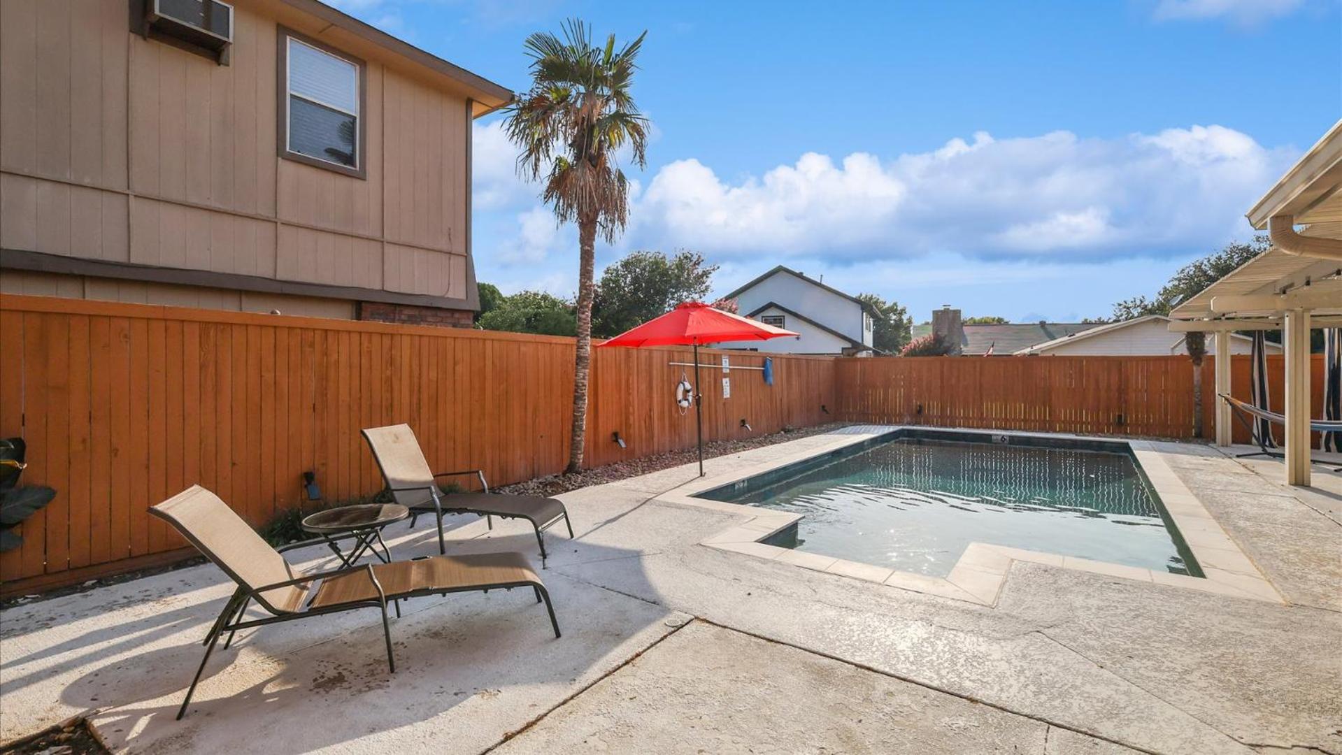 Spectacular 4Br 2,5Ba Holiday Home With Pool And Grill 캐럴턴 외부 사진