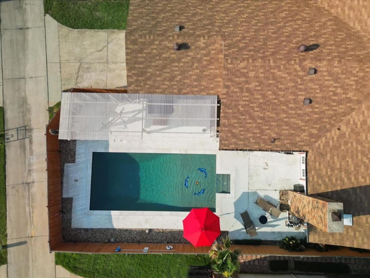 Spectacular 4Br 2,5Ba Holiday Home With Pool And Grill 캐럴턴 외부 사진