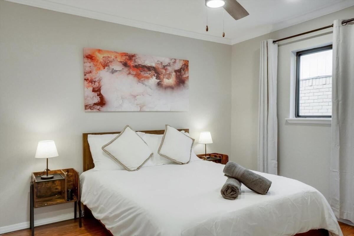 Spectacular 4Br 2,5Ba Holiday Home With Pool And Grill 캐럴턴 외부 사진